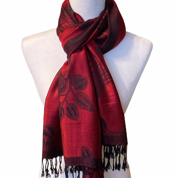 Beautiful Pashmina Silk Scarf/ Shawl NEW - Picture 6 of 8